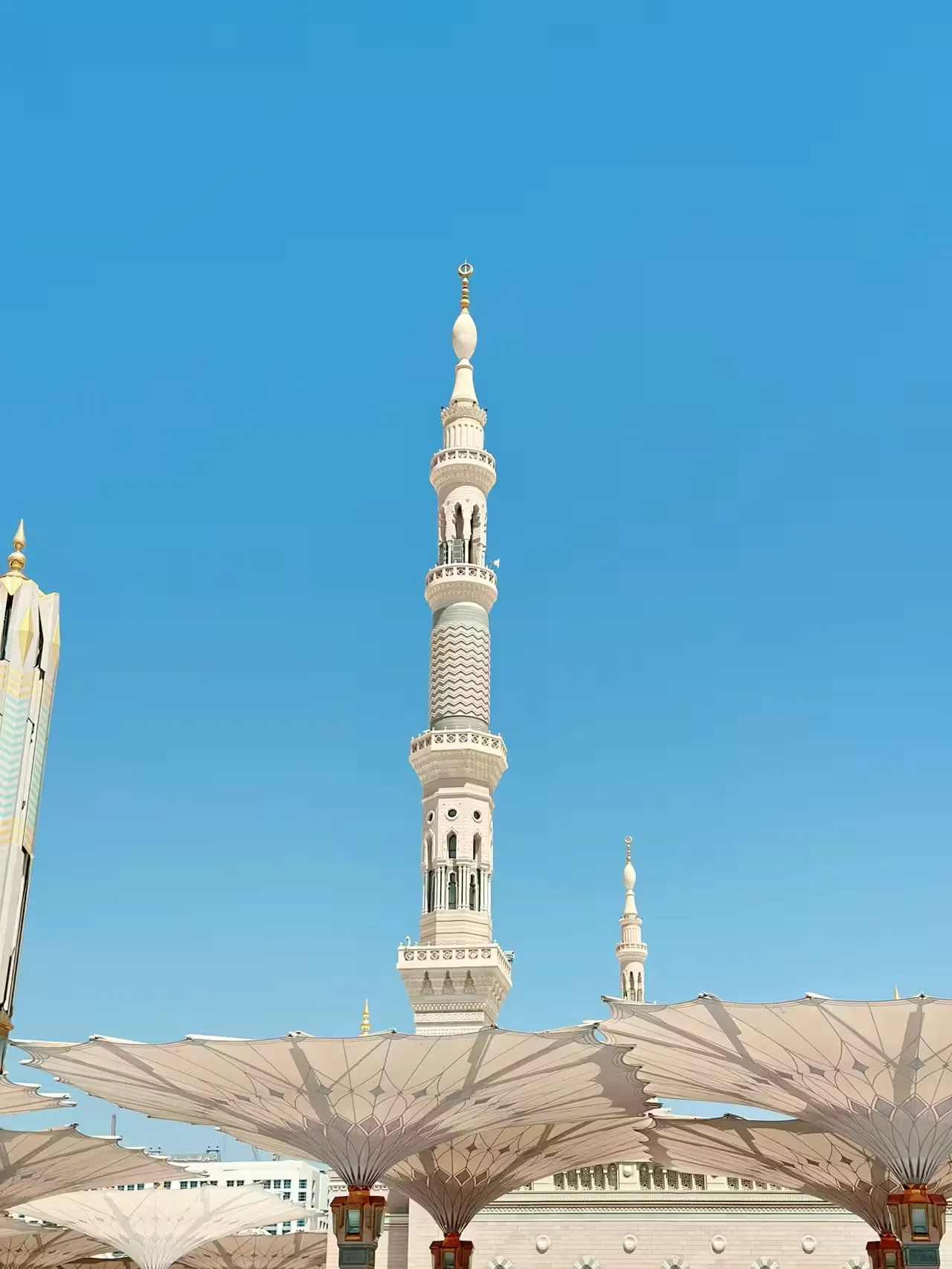 Masjid Nabawi di Madinah